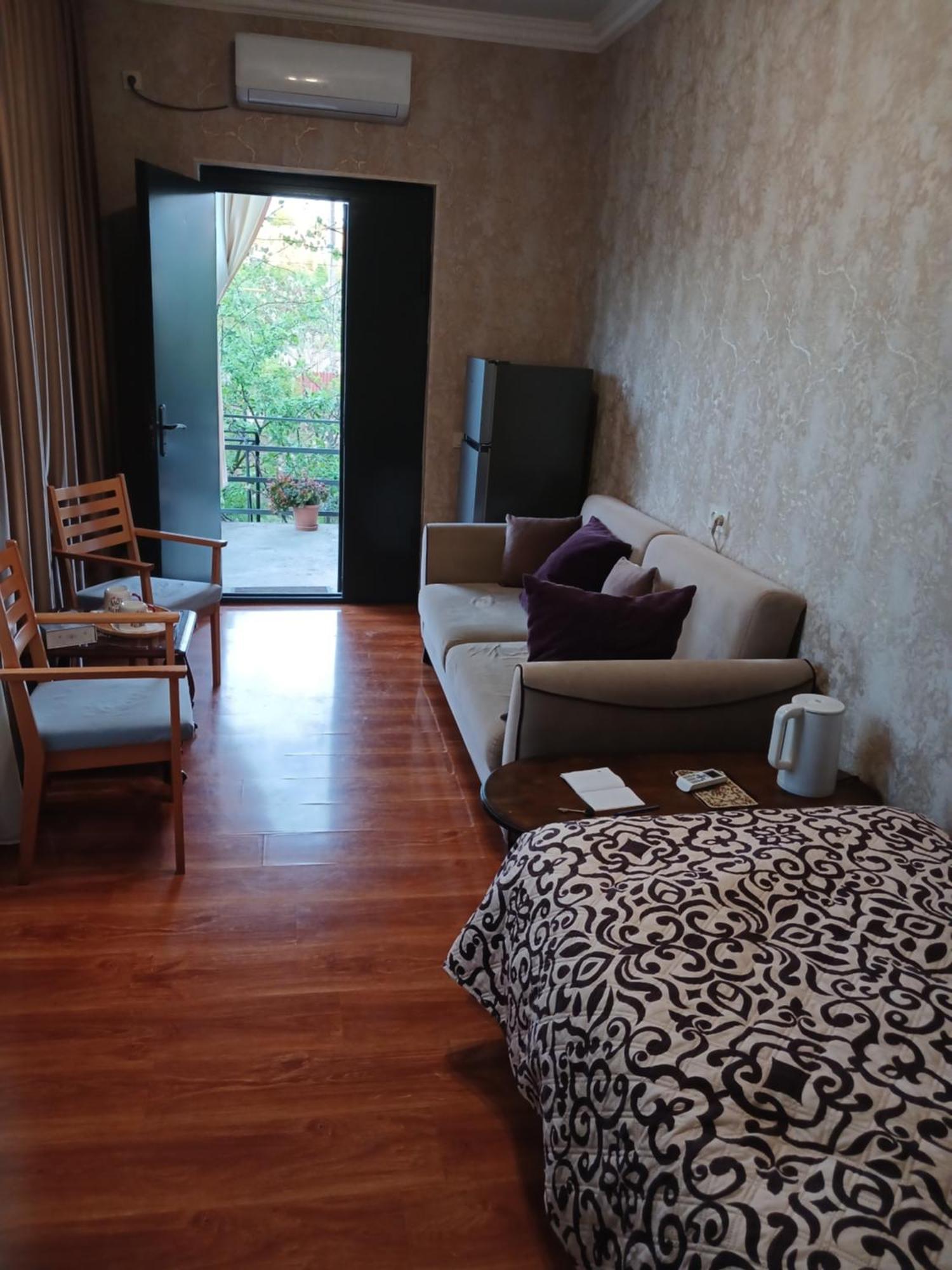 Guest House Nano Martvili Exterior photo